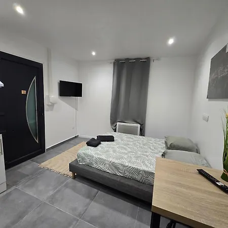 Studio Cosy Meulan En Yveline Exterior photo